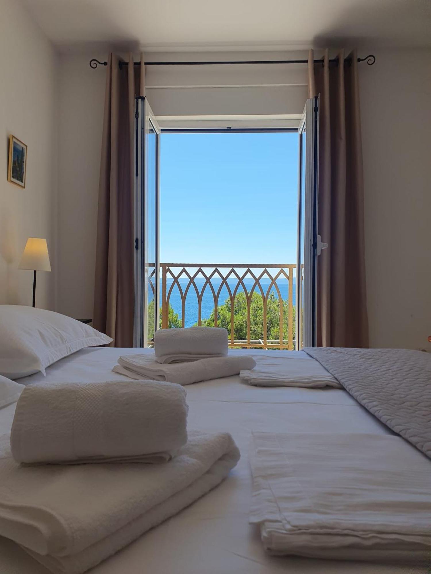 Inas Place Baška Voda エクステリア 写真