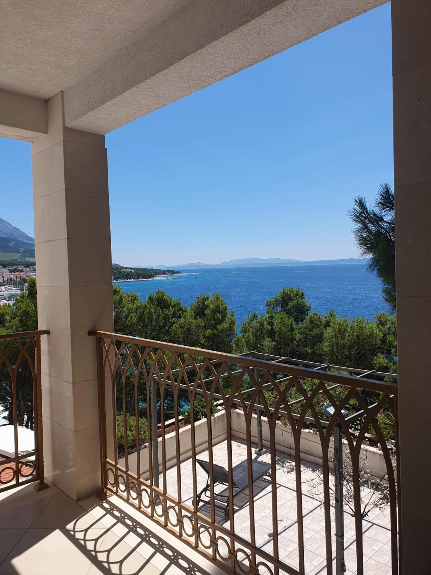 Inas Place Baška Voda エクステリア 写真