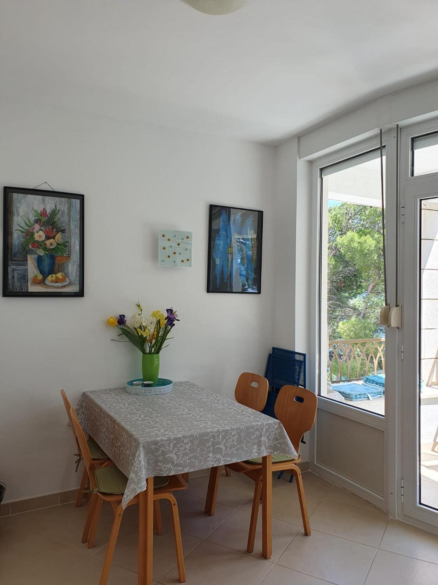 Inas Place Baška Voda エクステリア 写真